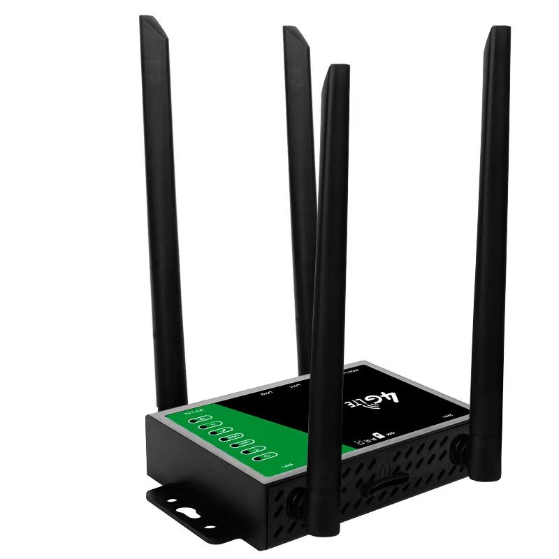 2024 New Arrival 32 Users SMA Antennas 4G FWA CPE RJ45 Ports Sim Slot 4G Modem Router Industrial